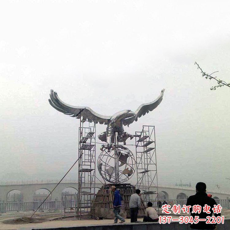开封老鹰不锈钢雕塑