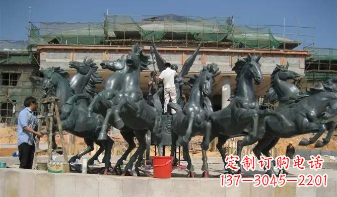 开封八马踏浪阿波罗战车景观铜雕