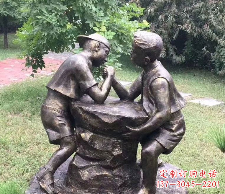 开封掰手腕儿童雕塑