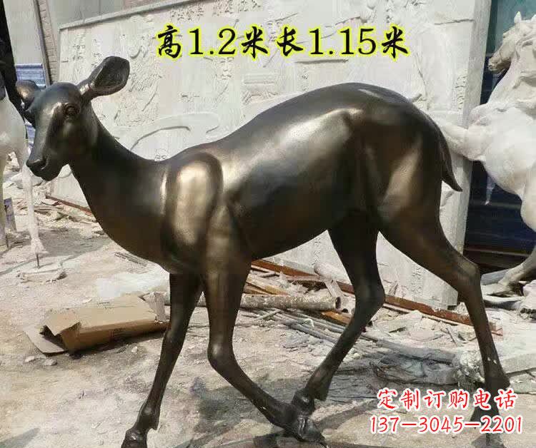 开封灵动的小鹿铜雕