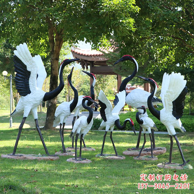 开封玻璃钢丹顶鹤雕塑传承中华文化之美