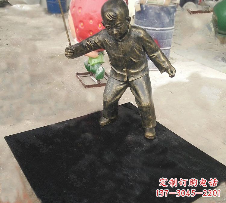 开封玻璃钢陀螺雕塑