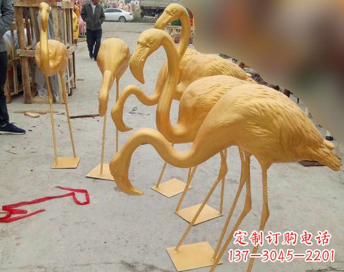 开封火烈鸟雕塑仿铜雕塑的精美杰作