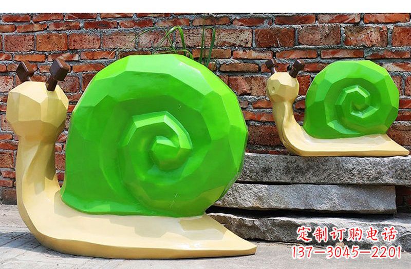 开封玻璃钢蜗牛雕塑——浪漫又充满灵感
