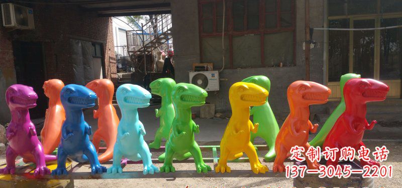 开封玻璃钢制作的恐龙雕塑精美而又耐久