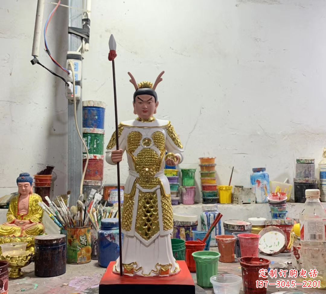 开封玻璃钢龙王三太子雕塑户外摆件