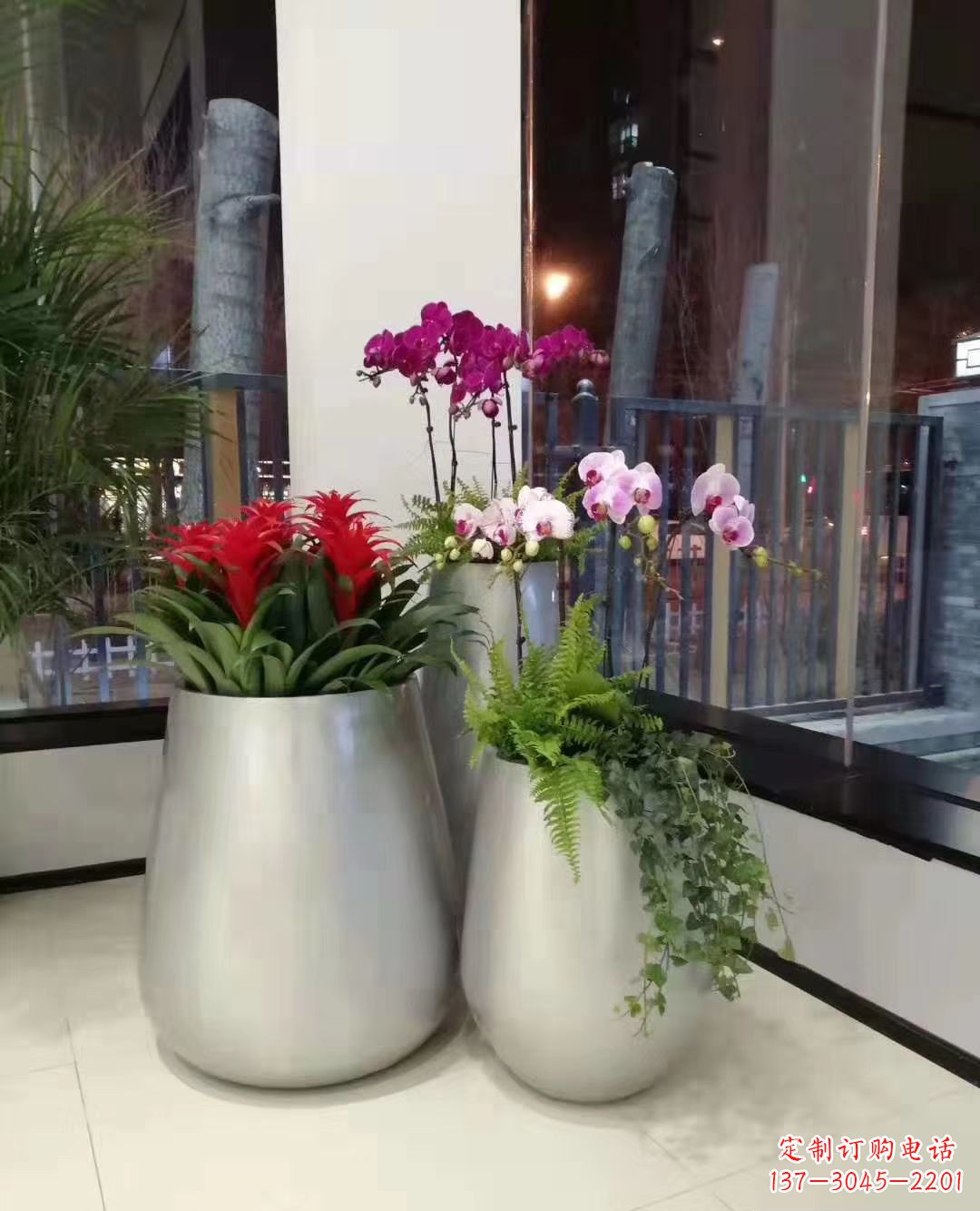 开封玻璃钢花盆雕塑艺术之美