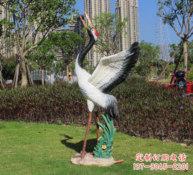 开封仙鹤雕塑玻璃钢的艺术之美
