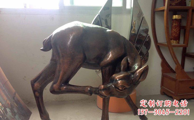 开封玻璃钢小鹿仿铜动物雕塑