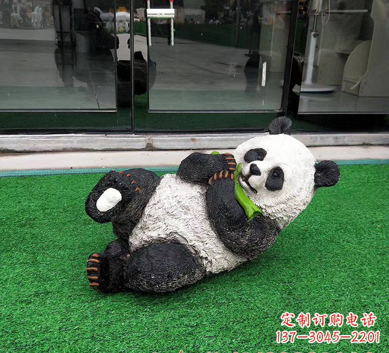 开封玻璃钢熊猫动物雕塑222