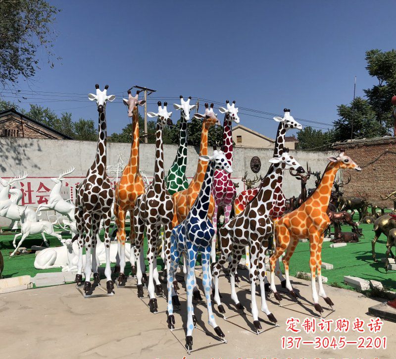 开封玻璃钢长颈鹿雕塑222