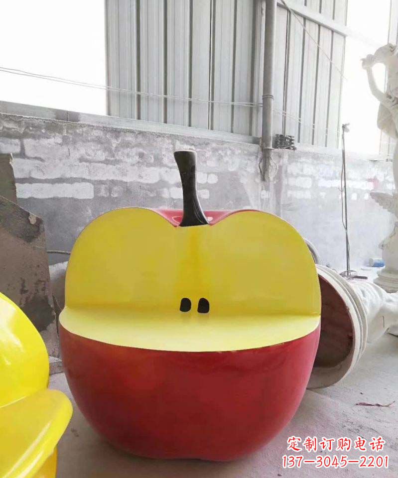 开封不锈钢半块苹果座椅雕塑