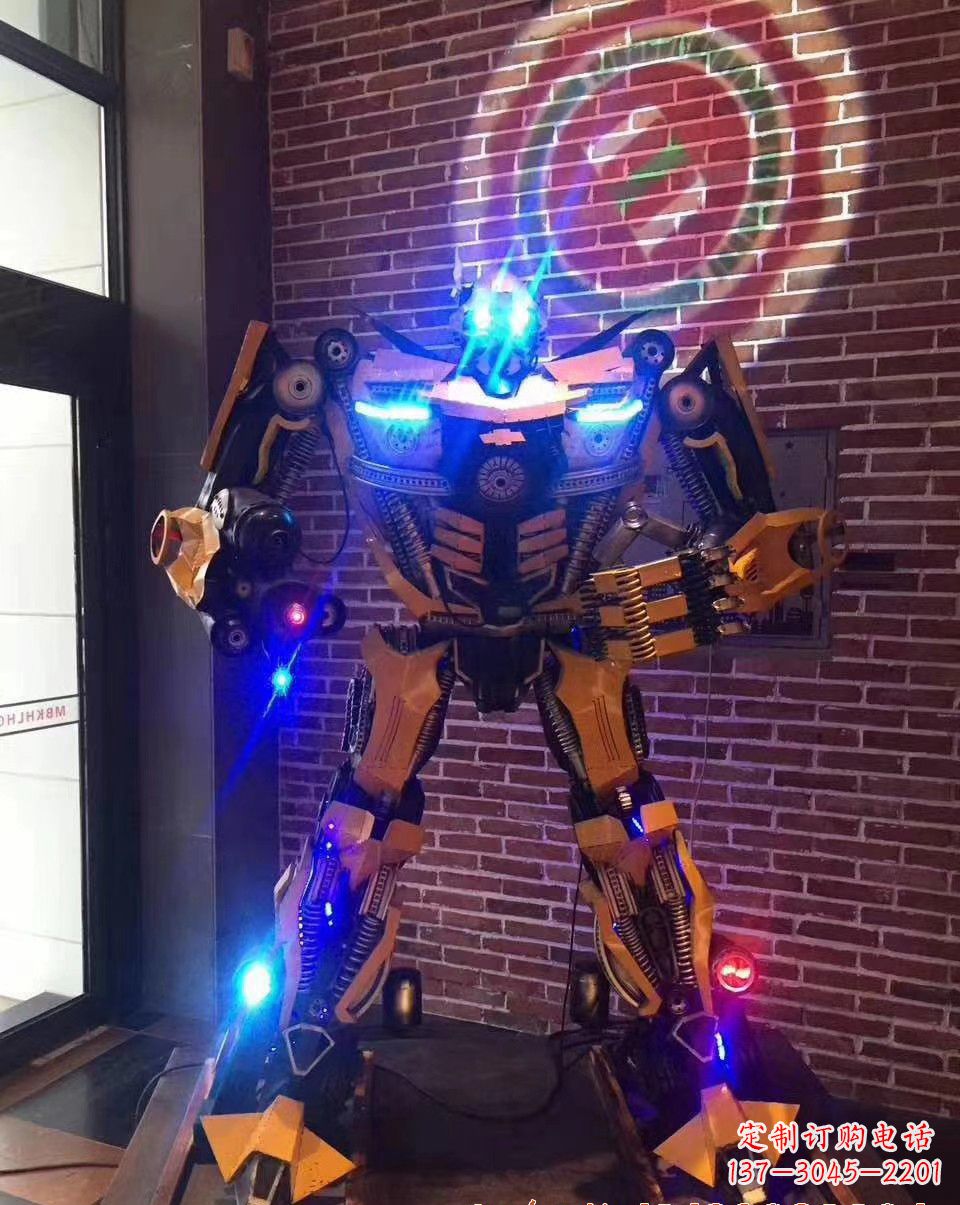开封不锈钢变形金刚雕塑