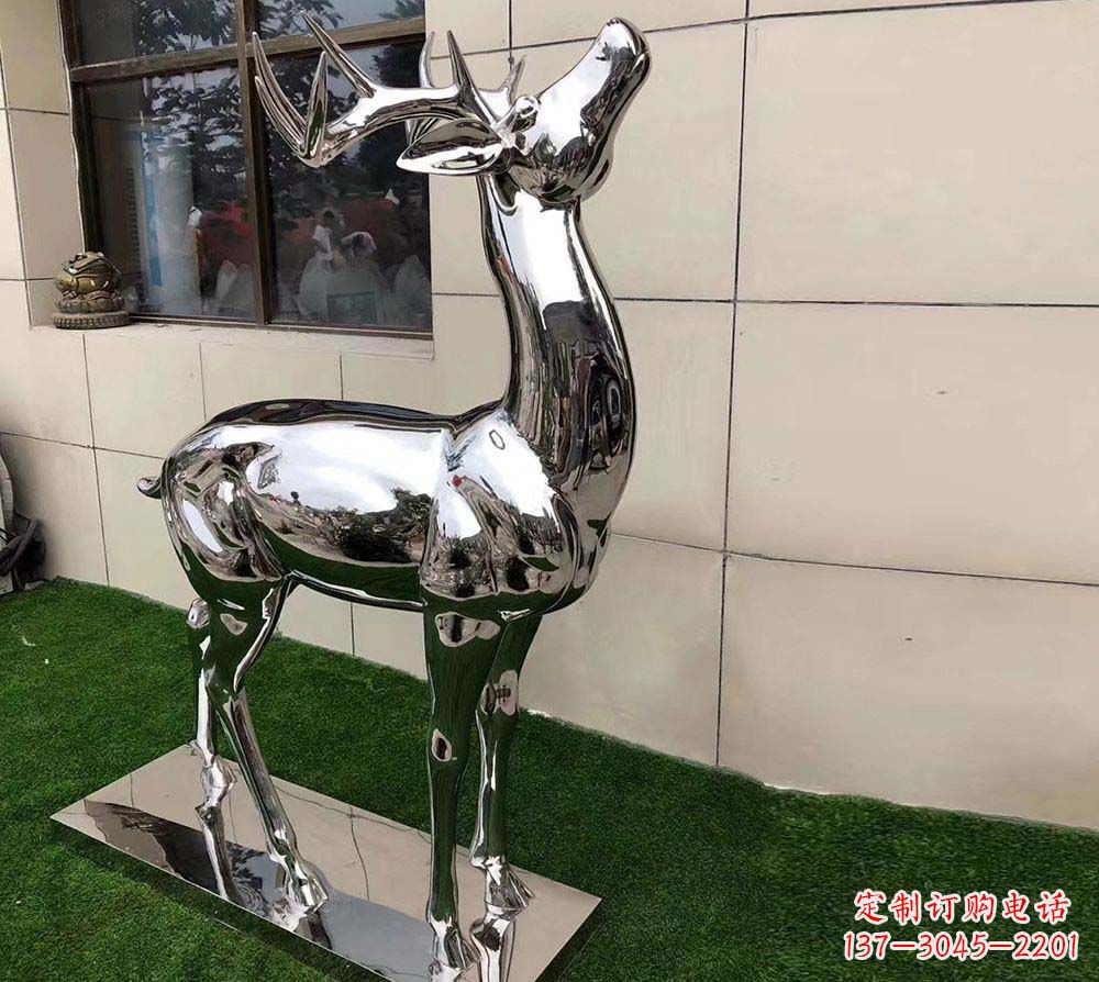 开封不锈钢别墅镜面小鹿雕塑