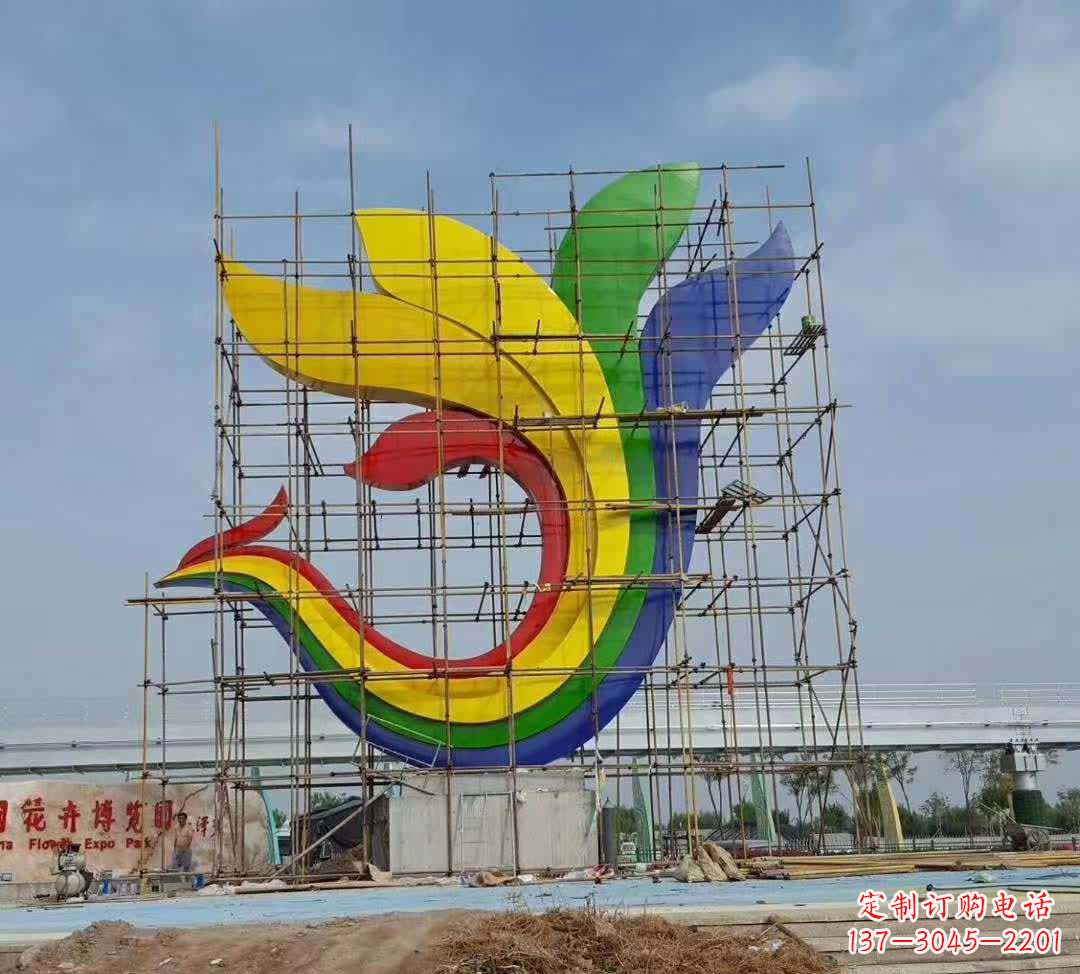 开封不锈钢彩色凤凰雕塑传承文化,融合美感