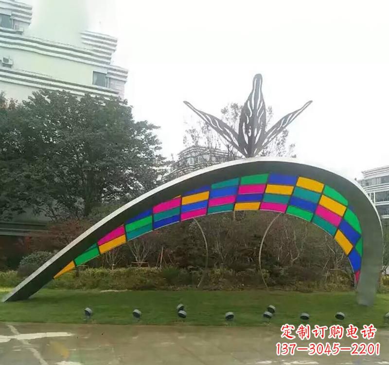 开封不锈钢彩色拼接拱门雕塑