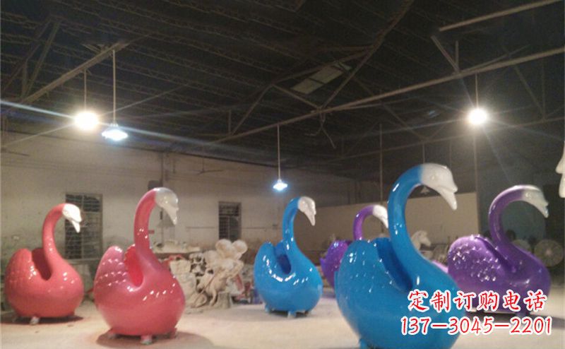 开封不锈钢彩色天鹅——精美的动物雕塑