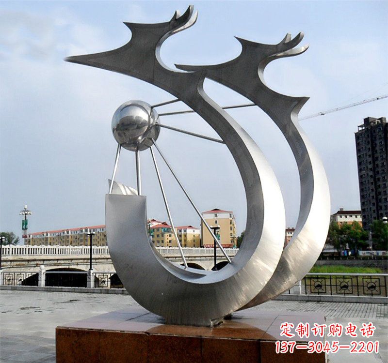 开封不锈钢双龙戏珠雕塑精美绝伦