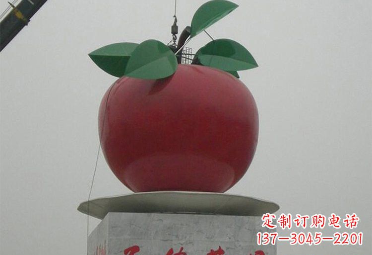 开封不锈钢城市大型苹果雕塑象征着城市繁荣