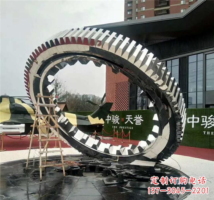 开封不锈钢齿轮雕塑