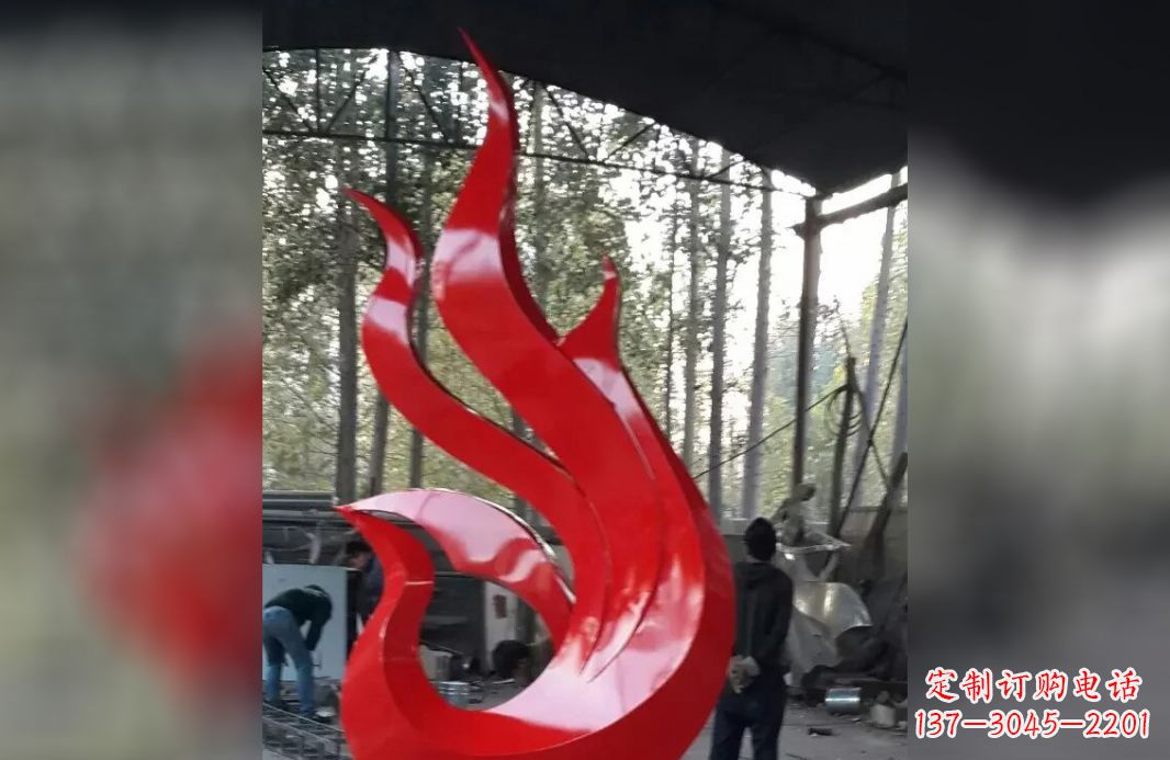 开封不锈钢凤凰雕塑美轮美奂