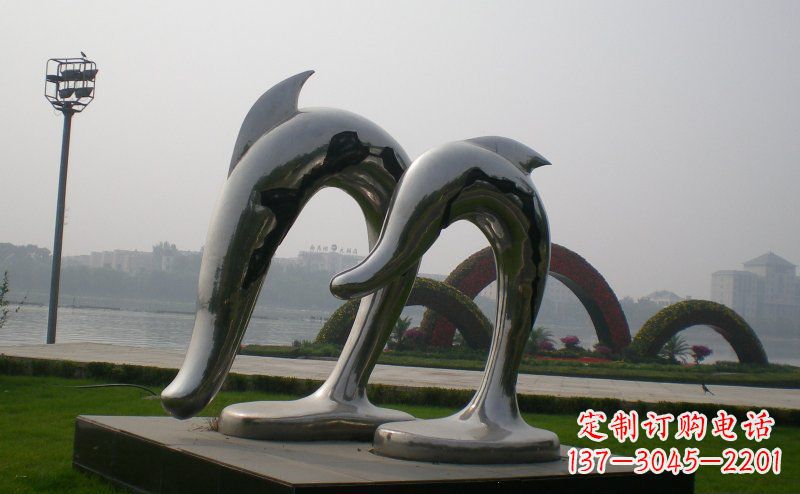 开封精美不锈钢海豚雕塑