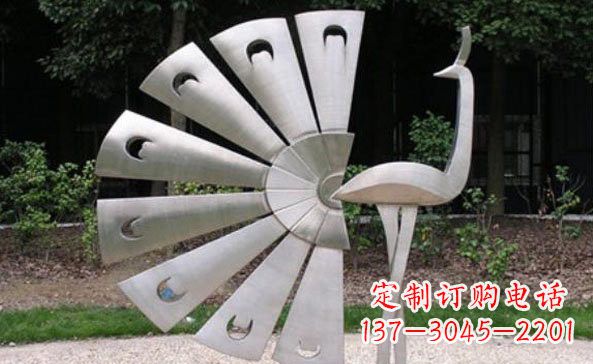 开封不锈钢孔雀雕塑美丽而持久