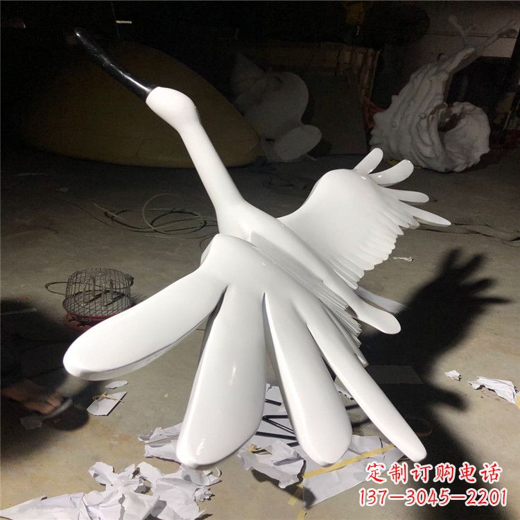 开封精致的不锈钢丹顶鹤雕塑