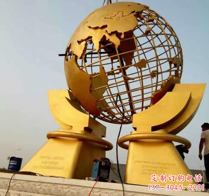 开封不锈钢地球仪镂空雕塑以艺术展示地球的美