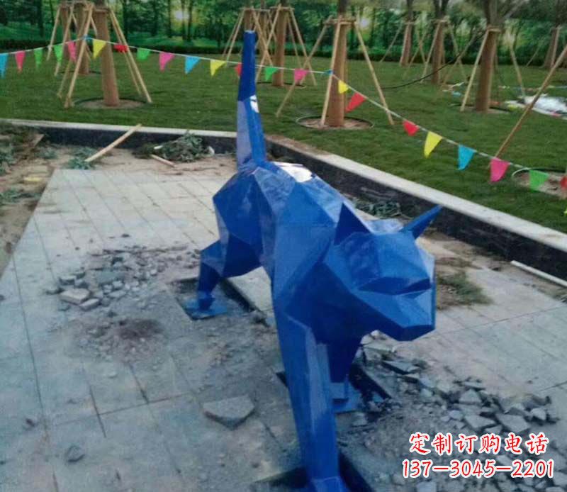 开封不锈钢动物雕塑艺术性与现实性的完美结合