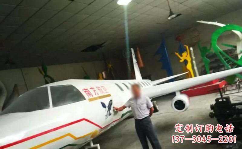 开封不锈钢飞机雕塑精美的艺术作品