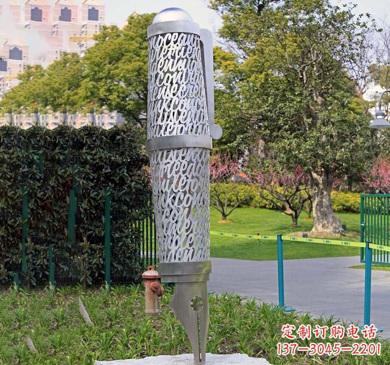开封不锈钢钢笔雕塑2