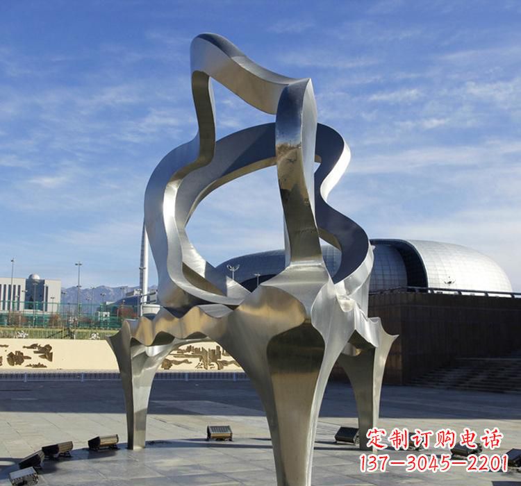 开封不锈钢钢琴雕塑让音乐穿越时空