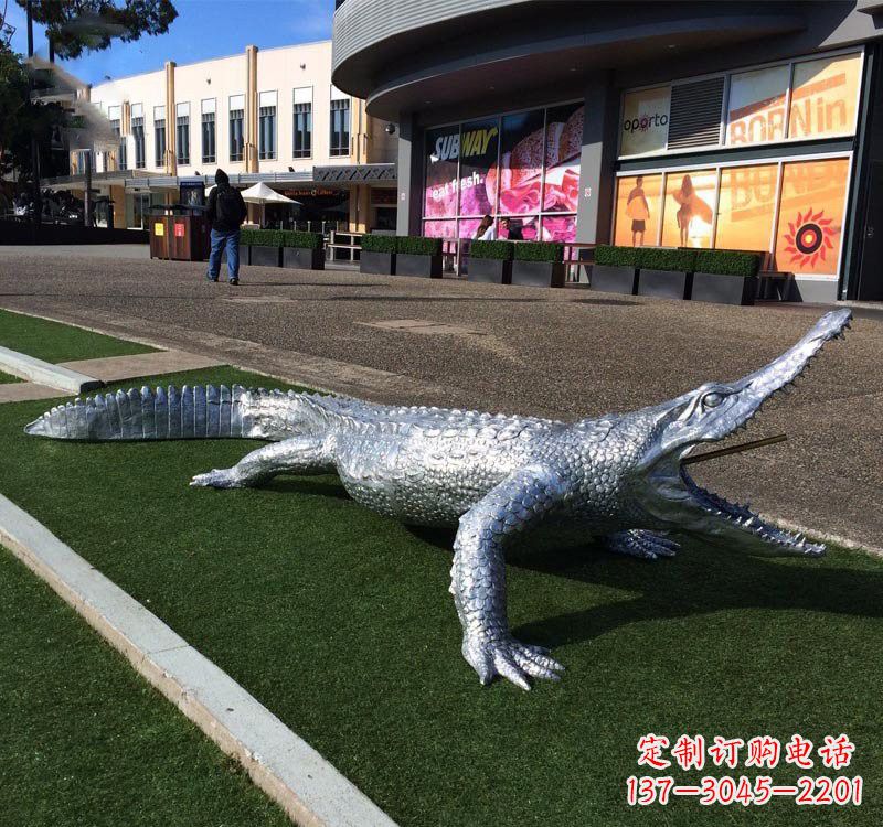 开封不锈钢动物雕塑精美而具有艺术价值