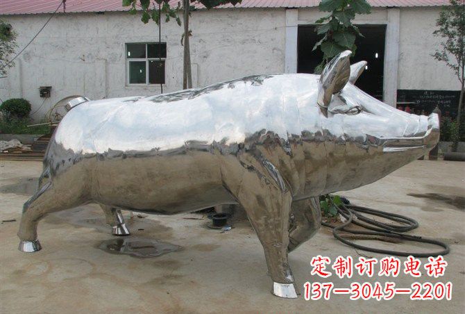 开封不锈钢公园动物猪雕塑精美雕塑展现完美美学