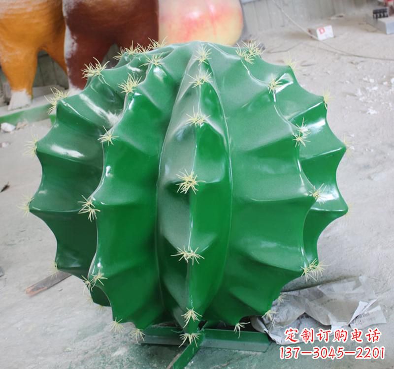 开封不锈钢仙人掌雕塑给公园景观增添灵动之美