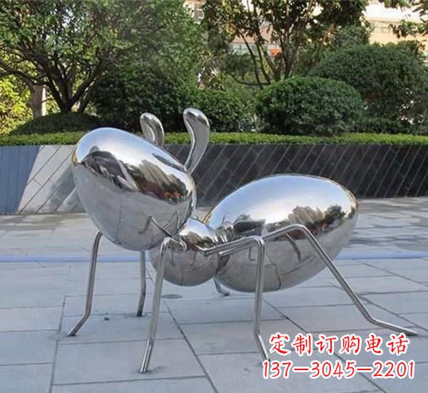 开封不锈钢公园镜面蚂蚁雕塑