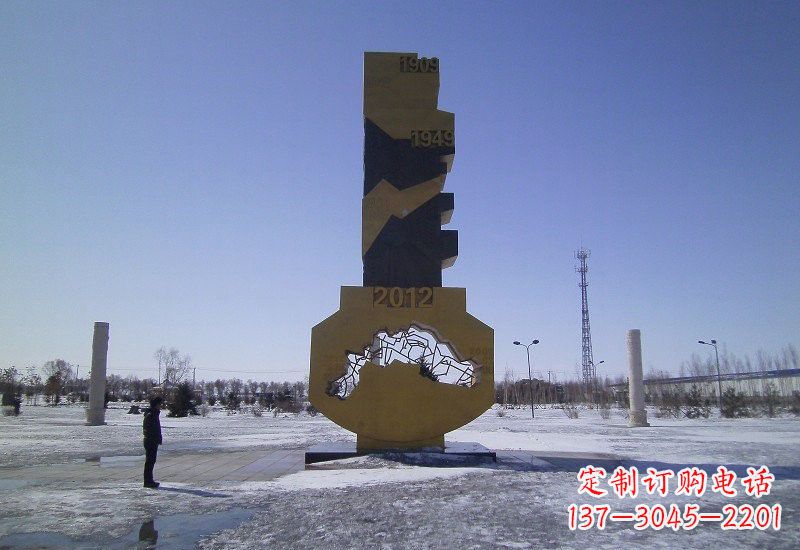 开封不锈钢广场抽象钥匙雕塑