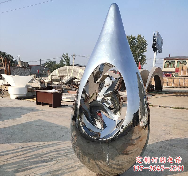 开封不锈钢大水滴雕塑一座极致简约的艺术作品