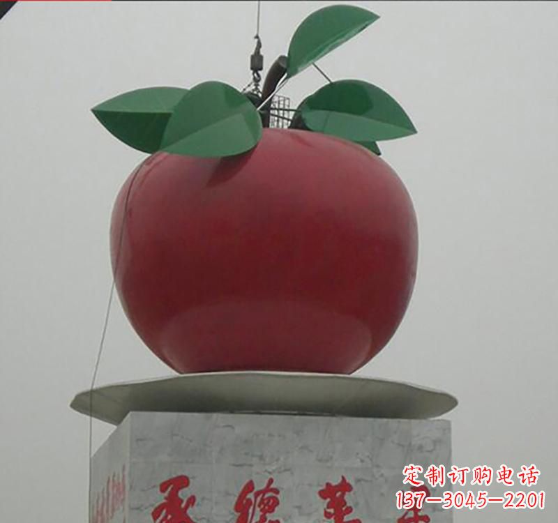 开封不锈钢苹果雕塑一件充满艺术气息的作品