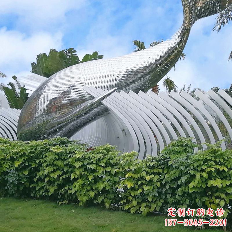 开封海豚雕塑镜面鲸鱼创意动物景观