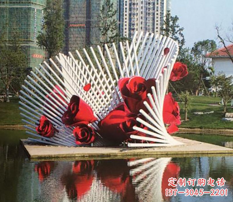开封不锈钢玫瑰雕塑——美丽的艺术之作