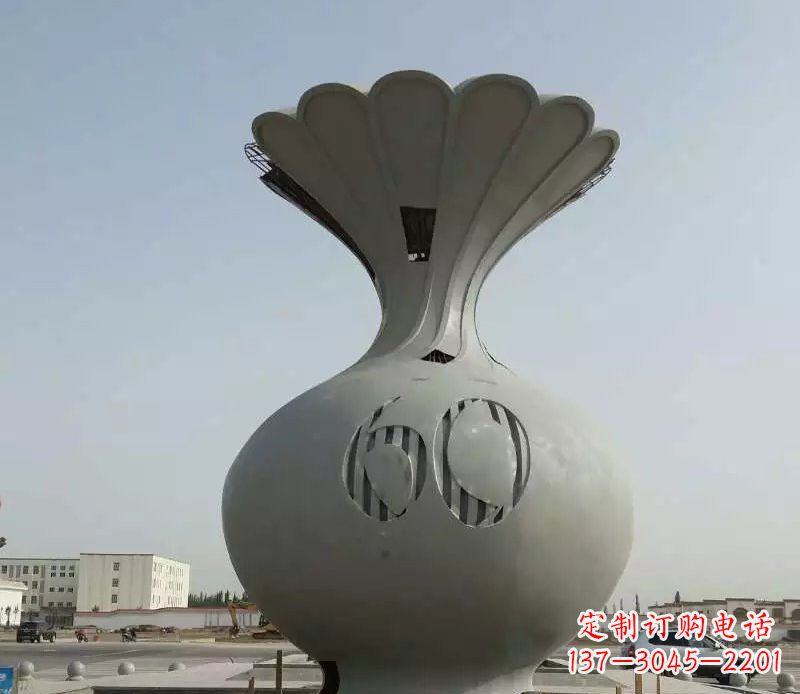 开封精美不锈钢花篮雕塑