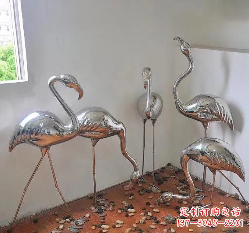 开封不锈钢火烈鸟象征勇气与活力
