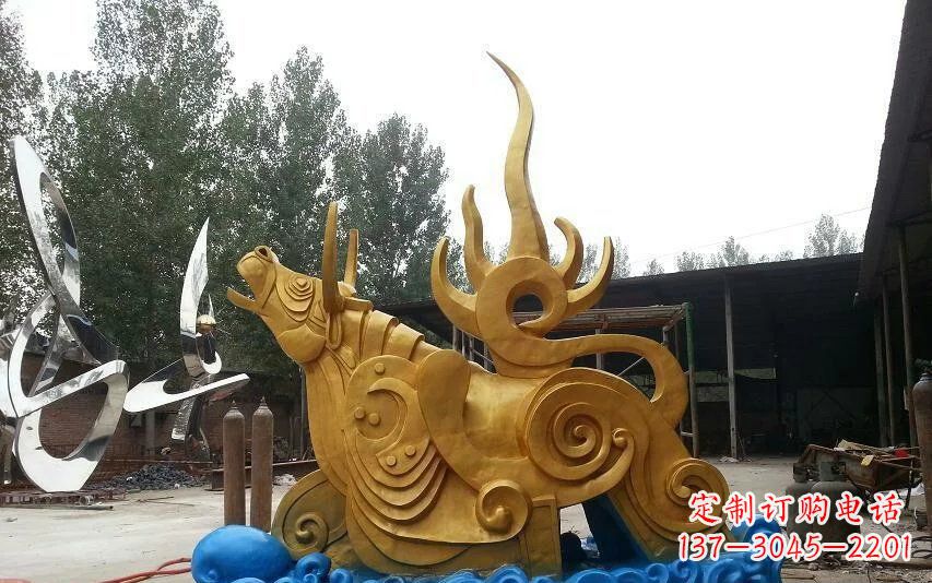 开封不锈钢金牛卧波雕塑