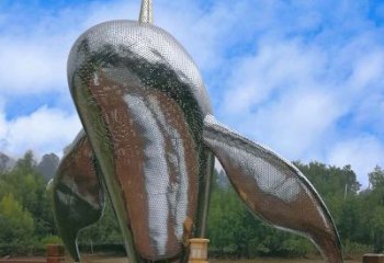 开封大型海边公园水景动物雕塑——不锈钢鲸鱼