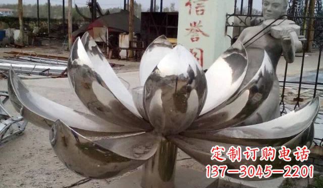 开封不锈钢莲花雕塑精美绝伦