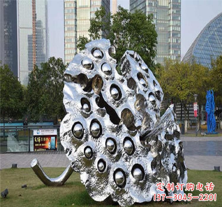 开封不锈钢莲蓬雕塑2