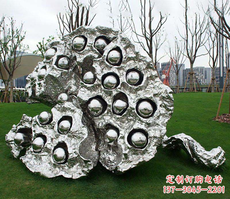 开封不锈钢莲蓬雕塑——精美极致的艺术品
