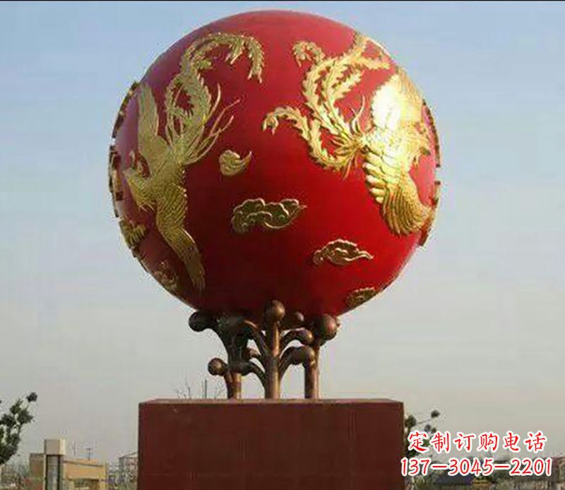 开封不锈钢龙凤呈祥雕塑传统艺术的精美体现